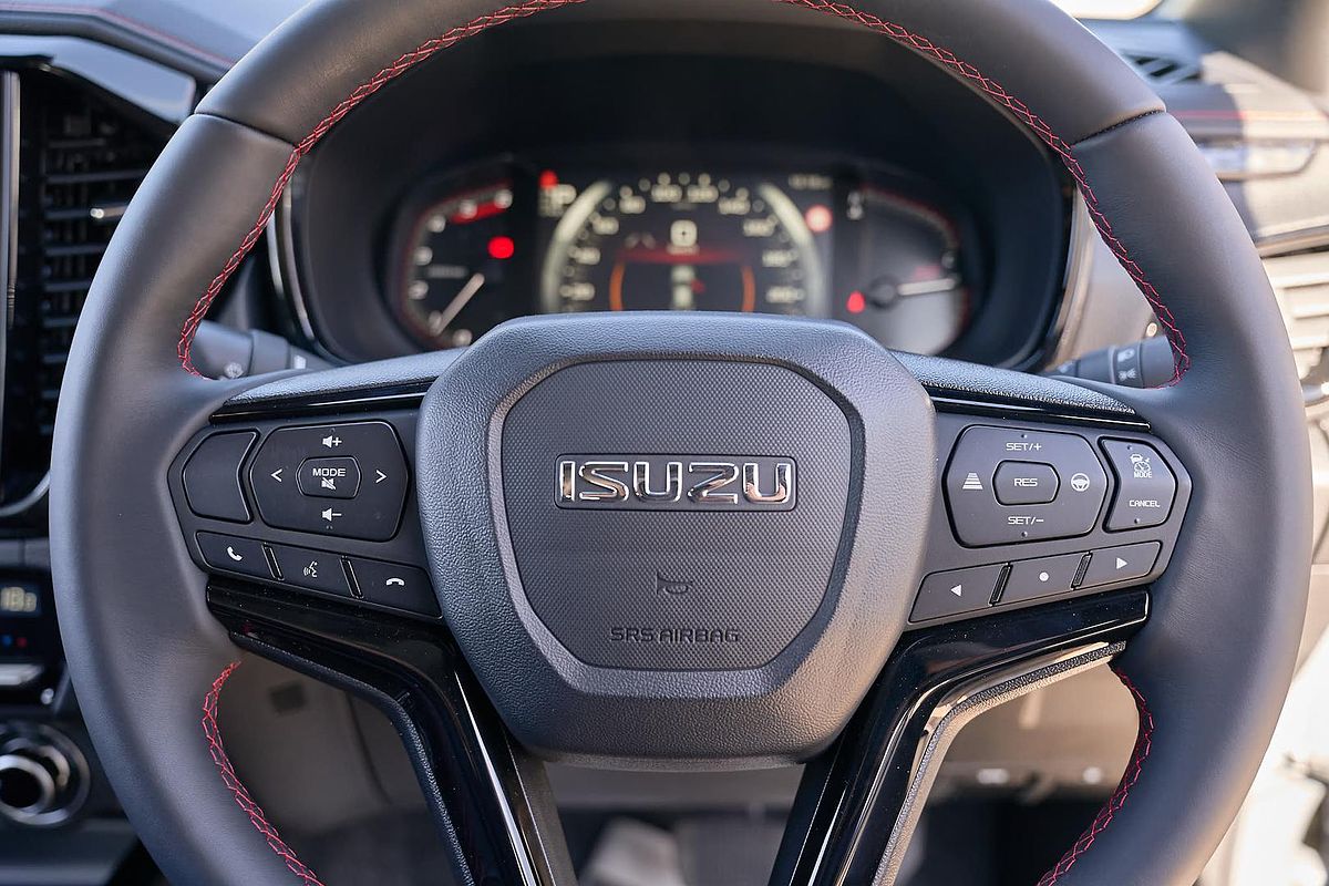 2025 Isuzu D-MAX X-TERRAIN 4X4