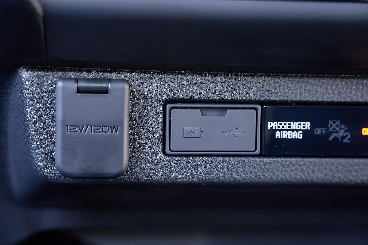 2025 Isuzu D-MAX X-TERRAIN 4X4