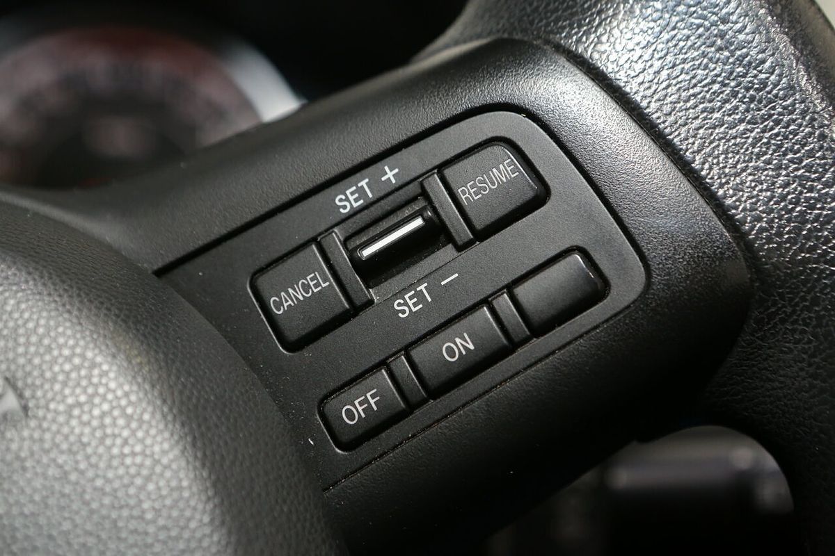 2013 Mazda 2 Genki DE Series 2