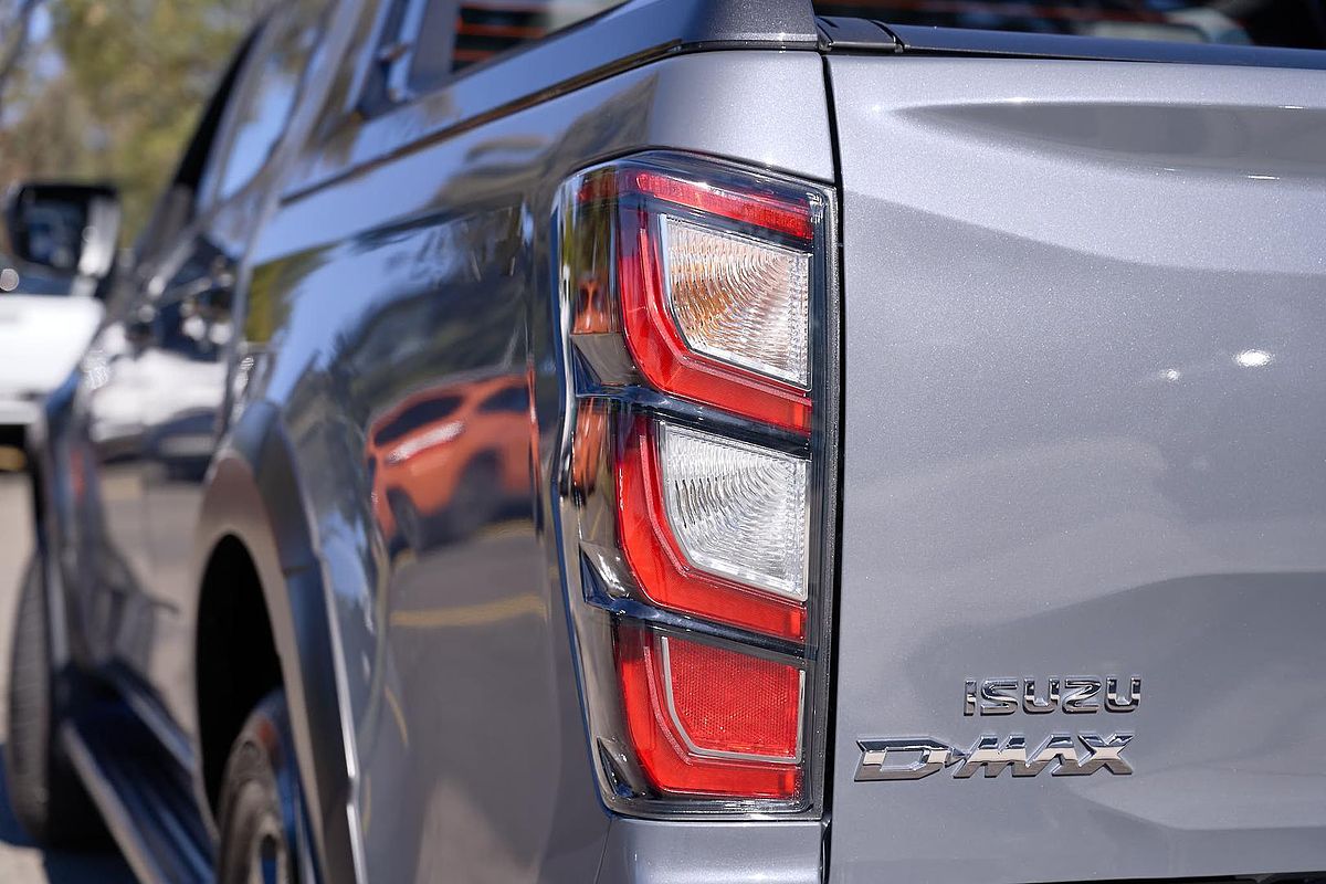 2025 Isuzu D-MAX X-TERRAIN 4X4
