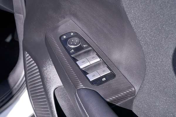 2024 Mitsubishi Outlander ES ZM
