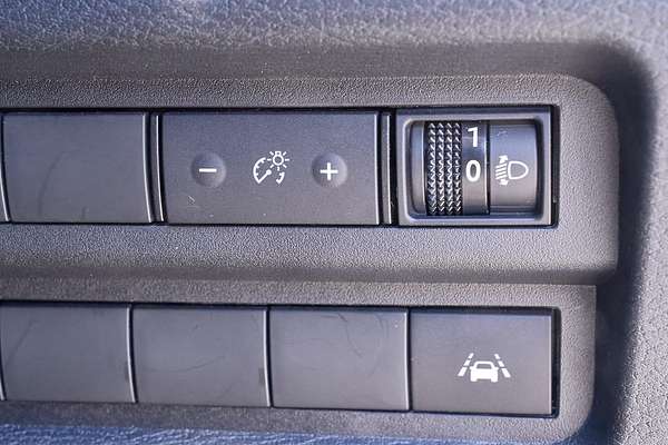 2024 Mitsubishi Outlander ES ZM