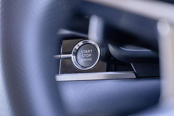 2024 Mitsubishi Outlander ES ZM
