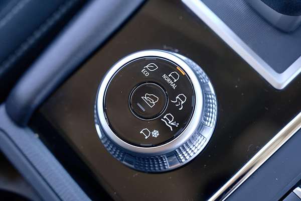 2024 Mitsubishi Outlander ES ZM