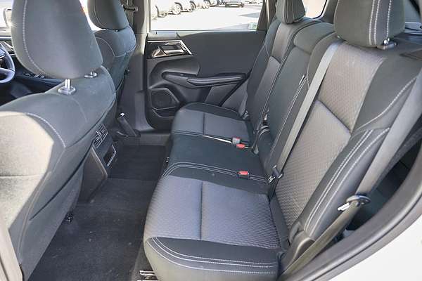 2024 Mitsubishi Outlander ES ZM