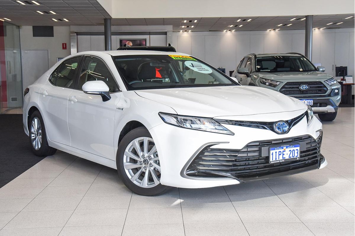 2024 Toyota Camry Ascent AXVH70R
