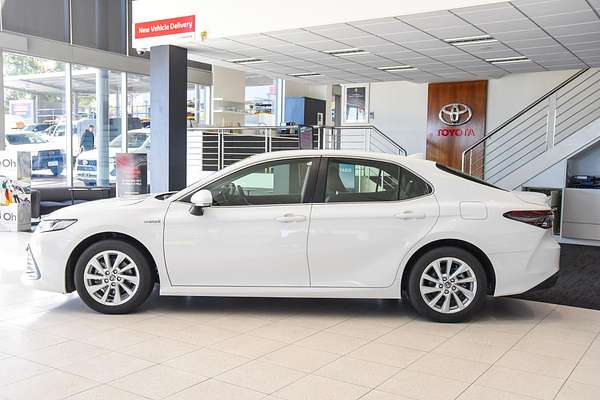 2024 Toyota Camry Ascent AXVH70R