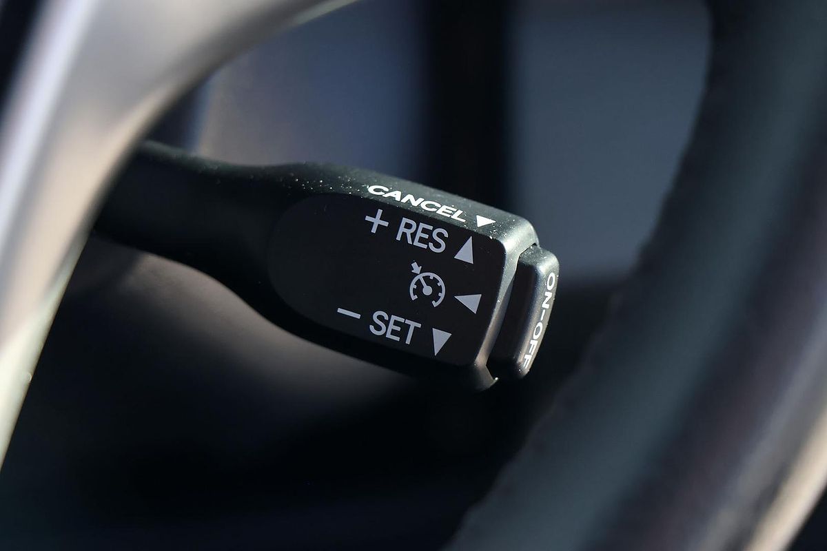 2013 Toyota Camry Atara S ASV50R