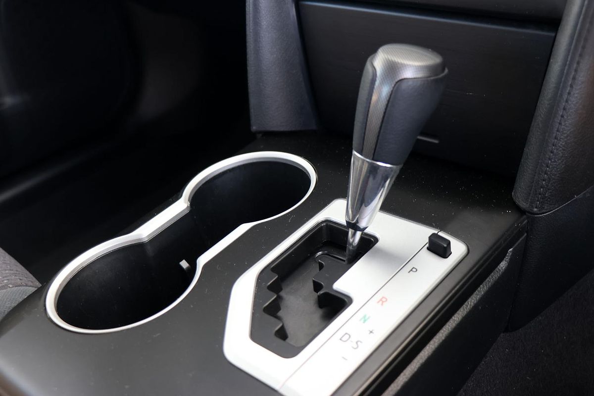 2013 Toyota Camry Atara S ASV50R