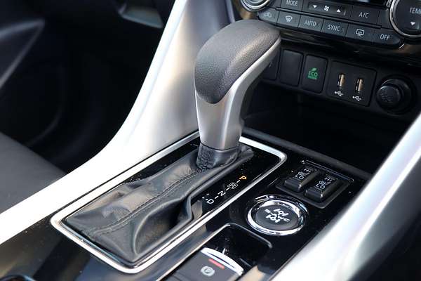 2024 Mitsubishi Eclipse Cross Exceed YB