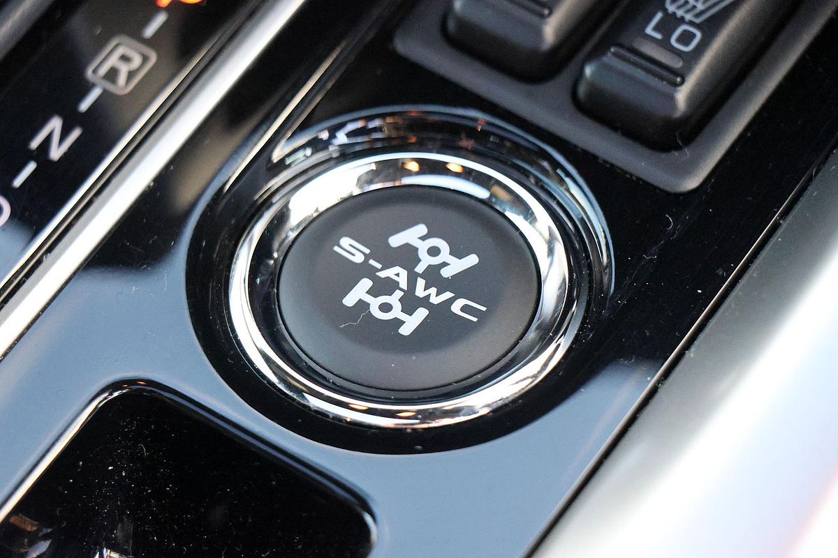 2024 Mitsubishi Eclipse Cross Exceed YB