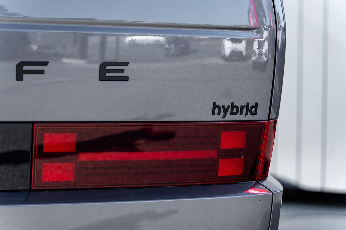 2024 Hyundai Santa Fe Hybrid Calligraphy MX5.V1