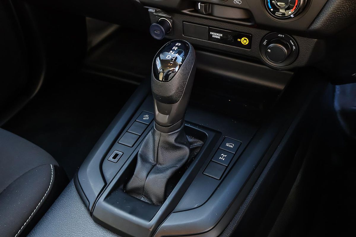 2024 Isuzu D-MAX SX 4X4