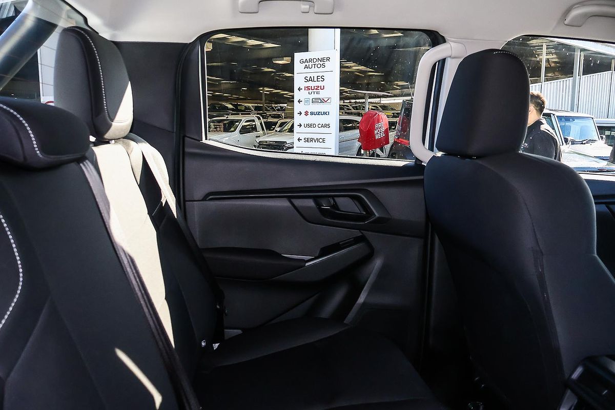 2024 Isuzu D-MAX SX 4X4