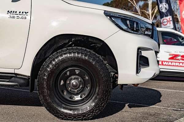 2020 Toyota Hilux SR5 GUN126R 4X4