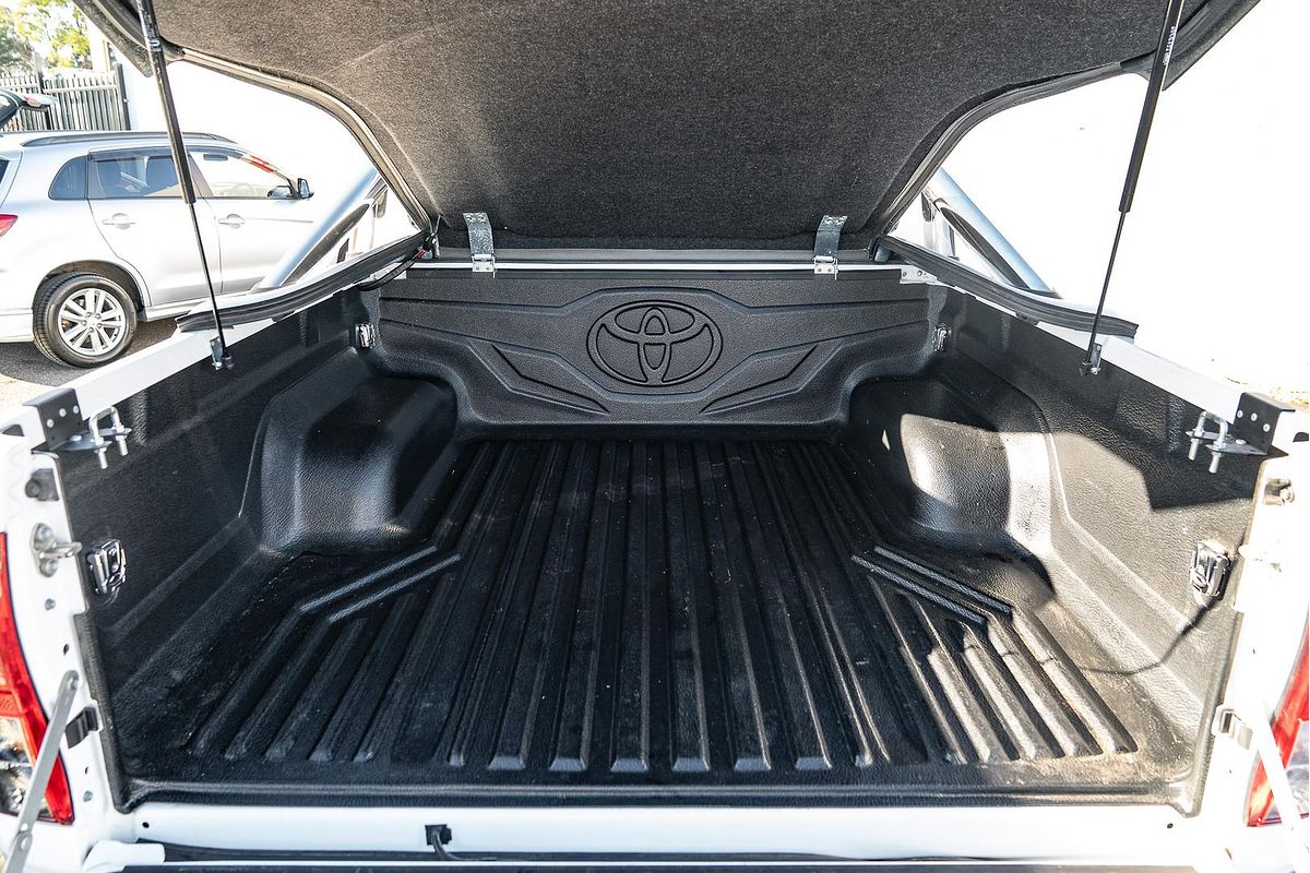 2020 Toyota Hilux SR5 GUN126R 4X4