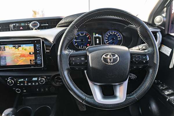 2020 Toyota Hilux SR5 GUN126R 4X4