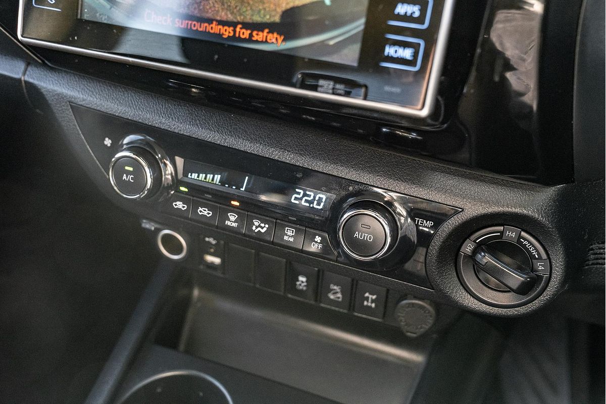 2020 Toyota Hilux SR5 GUN126R 4X4