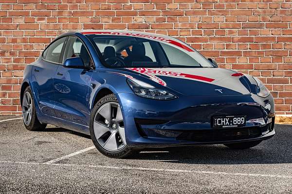 2022 Tesla Model 3 Rear-Wheel Drive