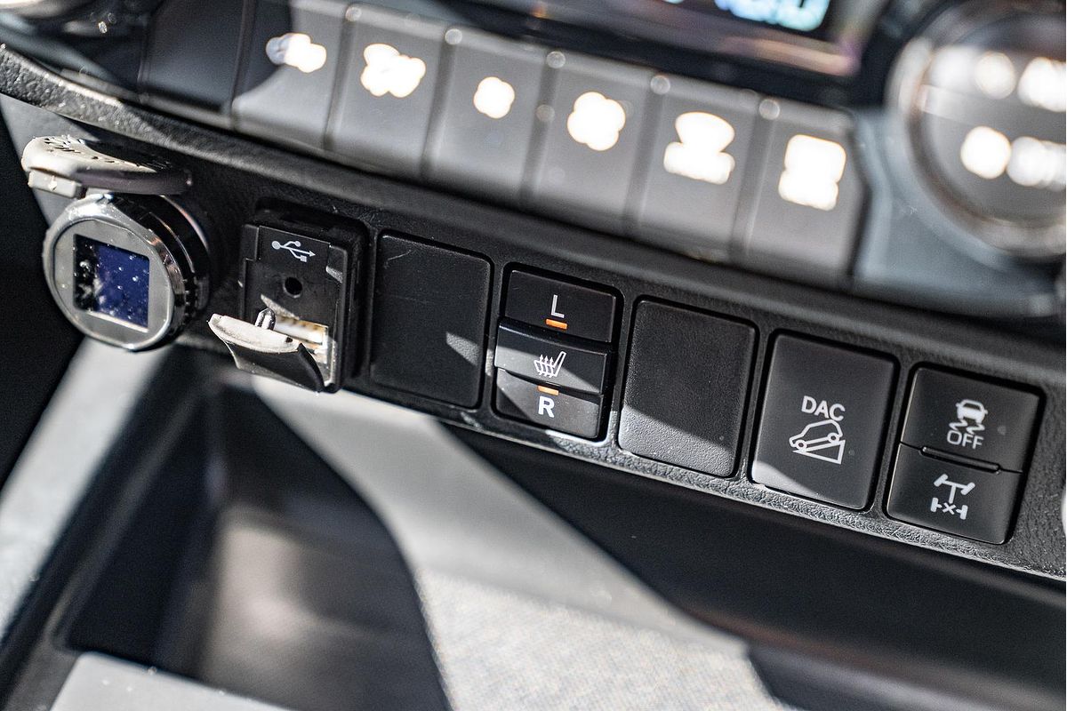 2021 Toyota Hilux Rogue GUN126R 4X4