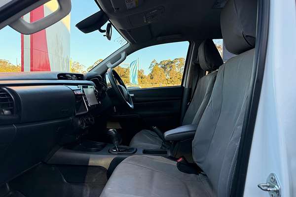 2022 Toyota Hilux SR GUN126R 4X4