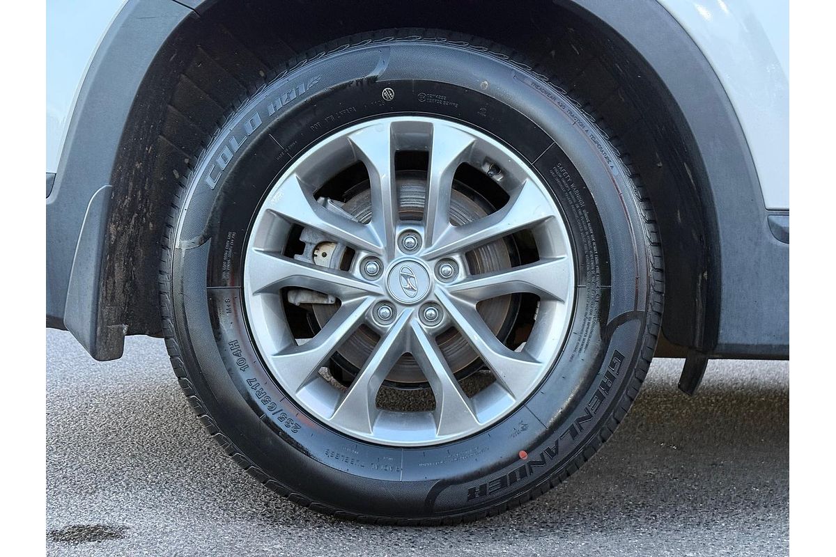2020 Hyundai Santa Fe Active TM.2