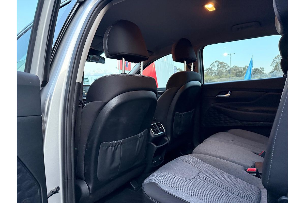 2020 Hyundai Santa Fe Active TM.2