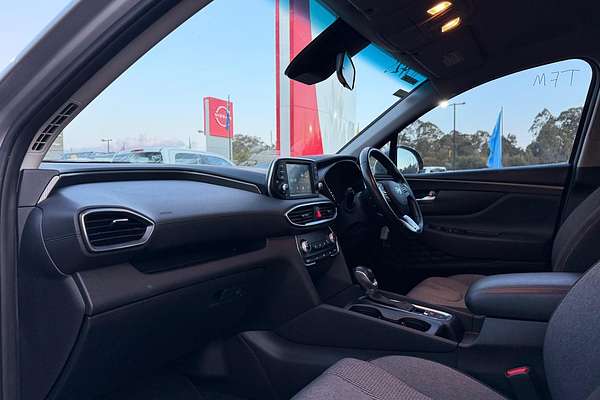 2020 Hyundai Santa Fe Active TM.2