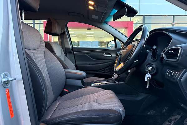 2020 Hyundai Santa Fe Active TM.2