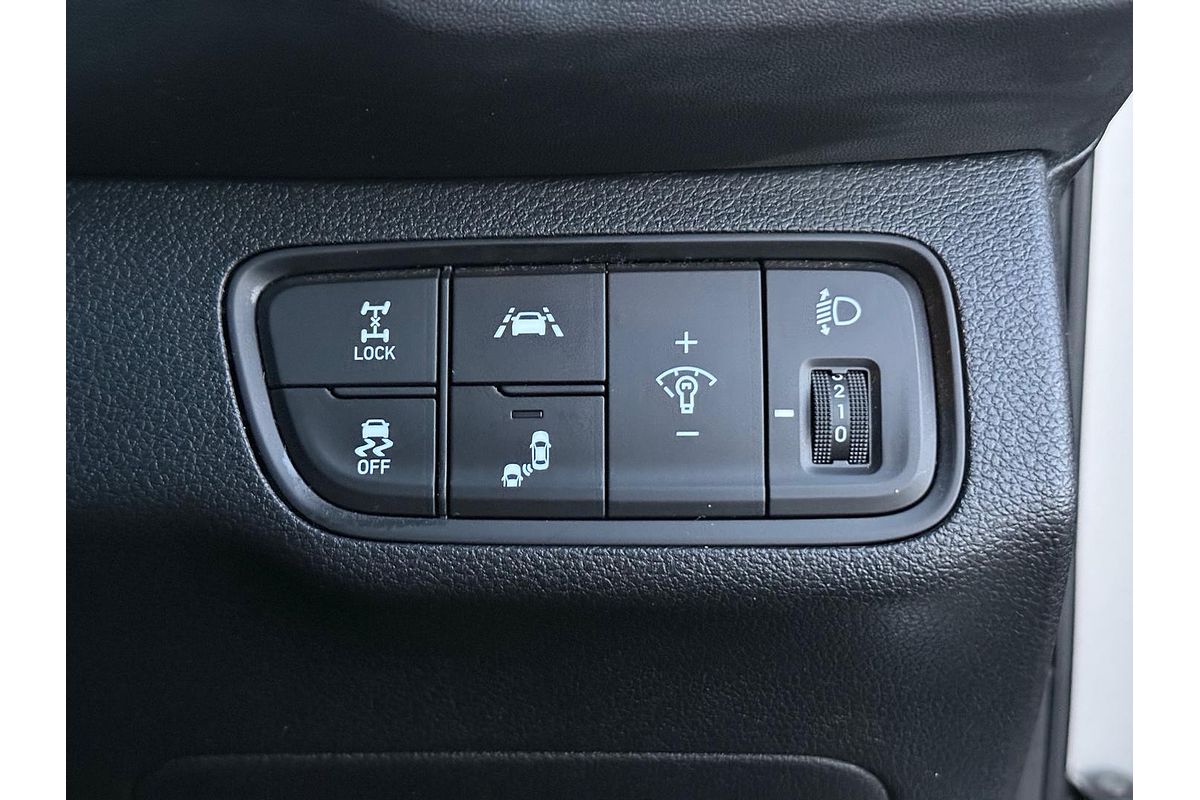 2020 Hyundai Santa Fe Active TM.2