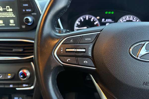 2020 Hyundai Santa Fe Active TM.2