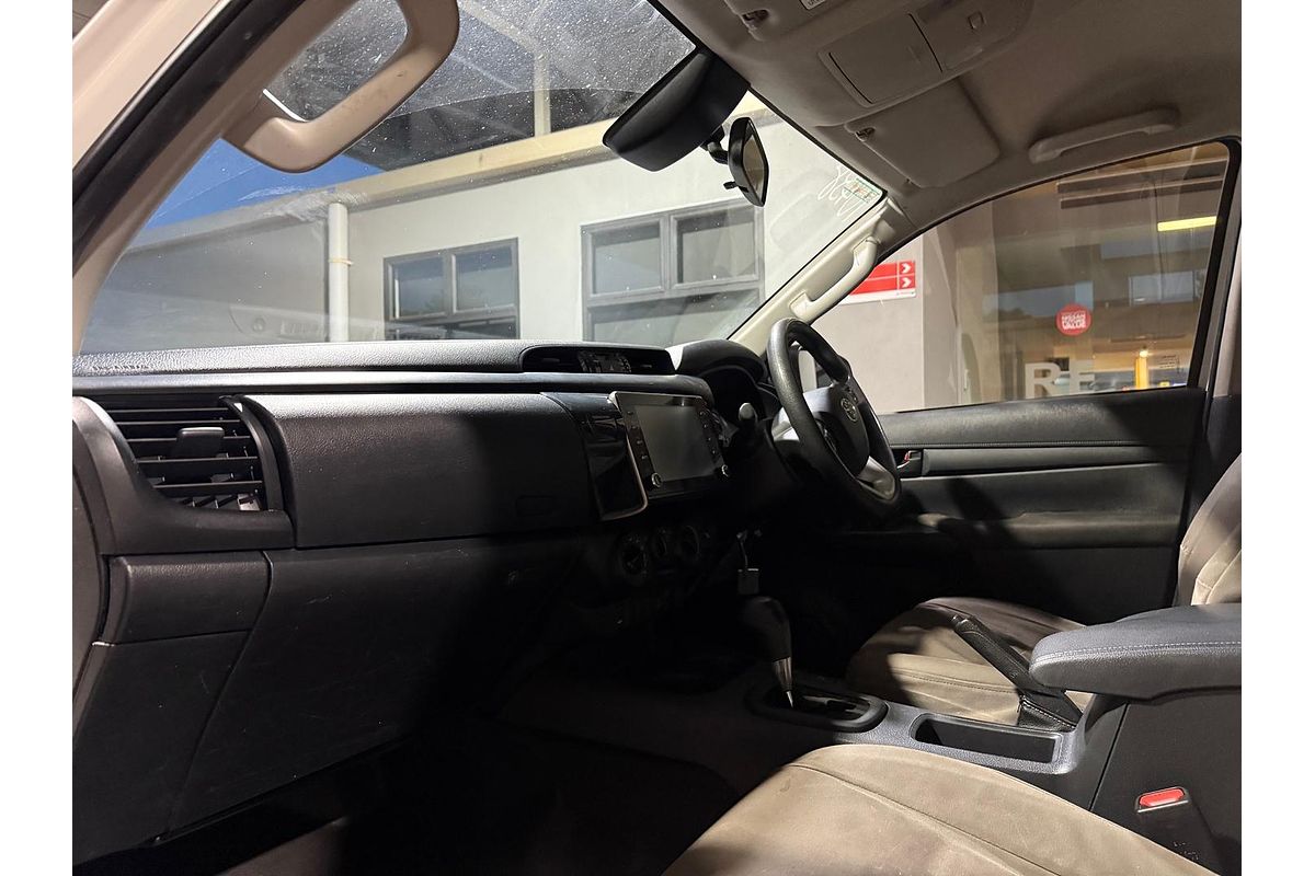 2021 Toyota Hilux SR GUN126R 4X4