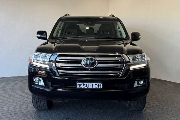 2020 Toyota Landcruiser Sahara VDJ200R