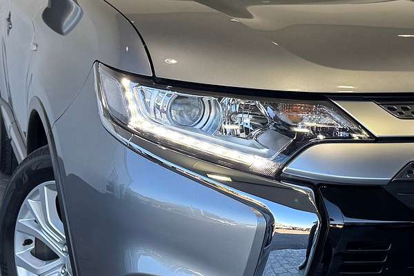 2020 Mitsubishi Outlander ES ZL