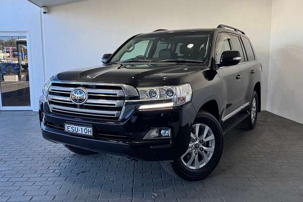 2020 Toyota Landcruiser Sahara VDJ200R