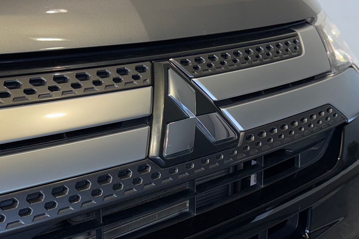 2020 Mitsubishi Outlander ES ZL