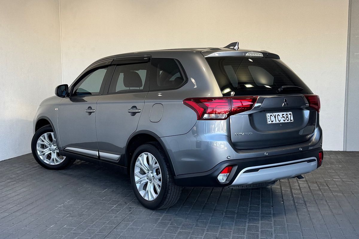 2020 Mitsubishi Outlander ES ZL