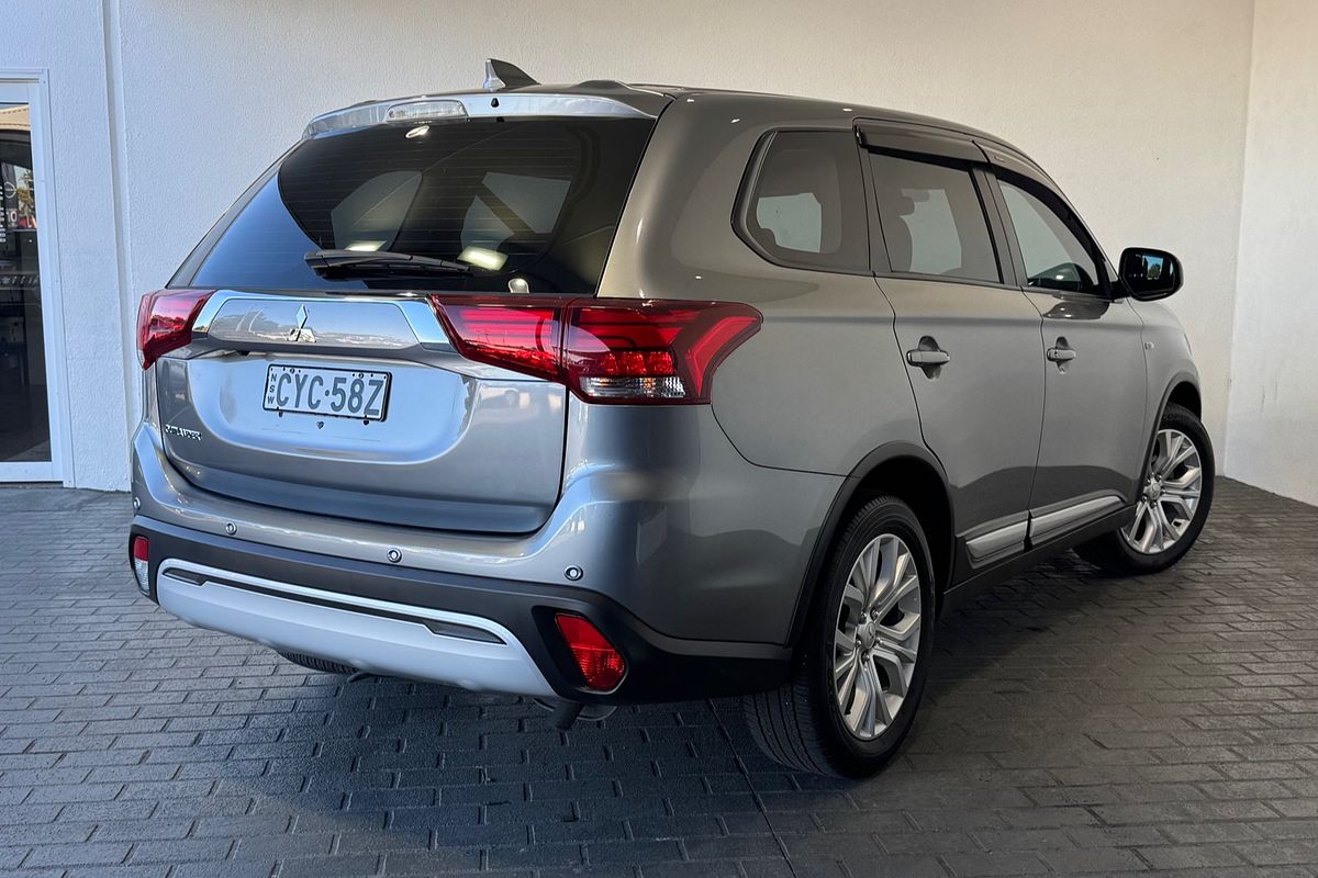 2020 Mitsubishi Outlander ES ZL