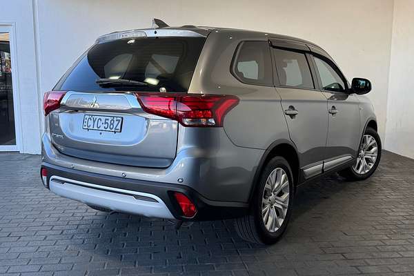 2020 Mitsubishi Outlander ES ZL