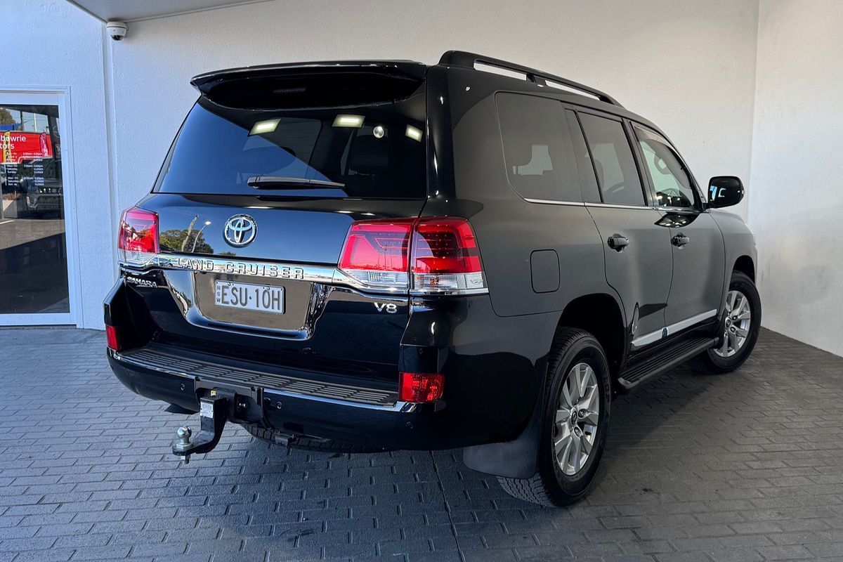 2020 Toyota Landcruiser Sahara VDJ200R
