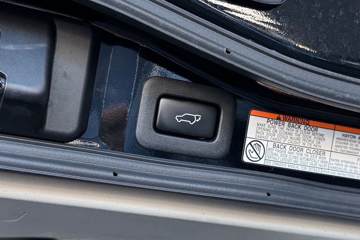 2020 Toyota Landcruiser Sahara VDJ200R