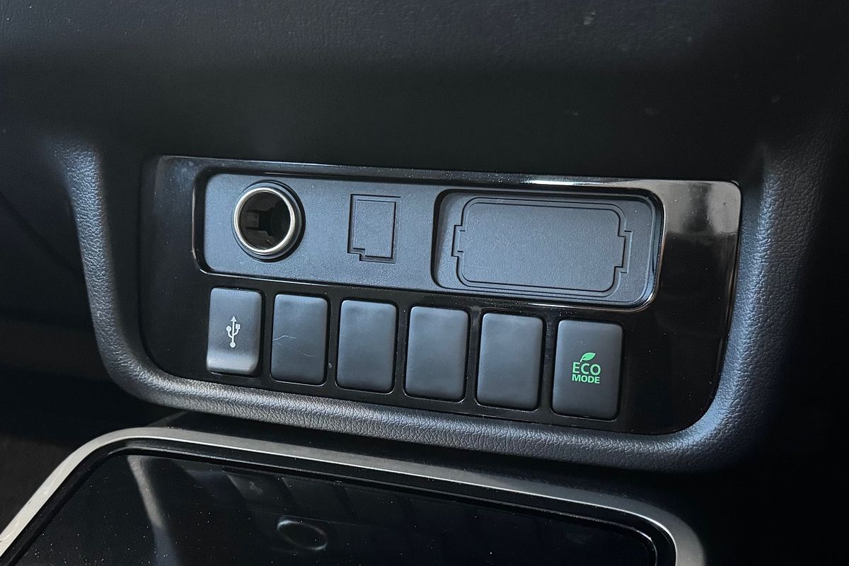 2020 Mitsubishi Outlander ES ZL