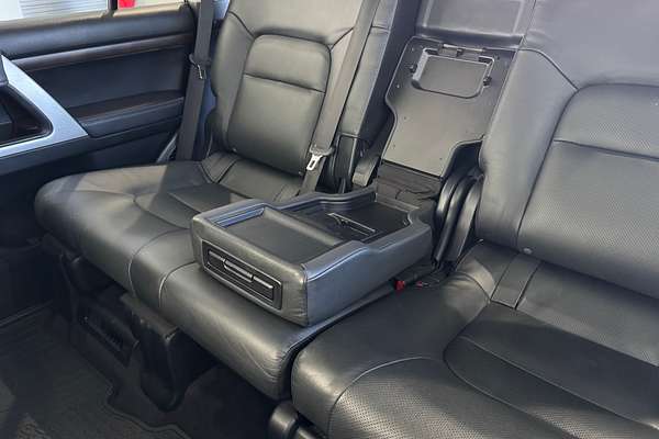 2020 Toyota Landcruiser Sahara VDJ200R