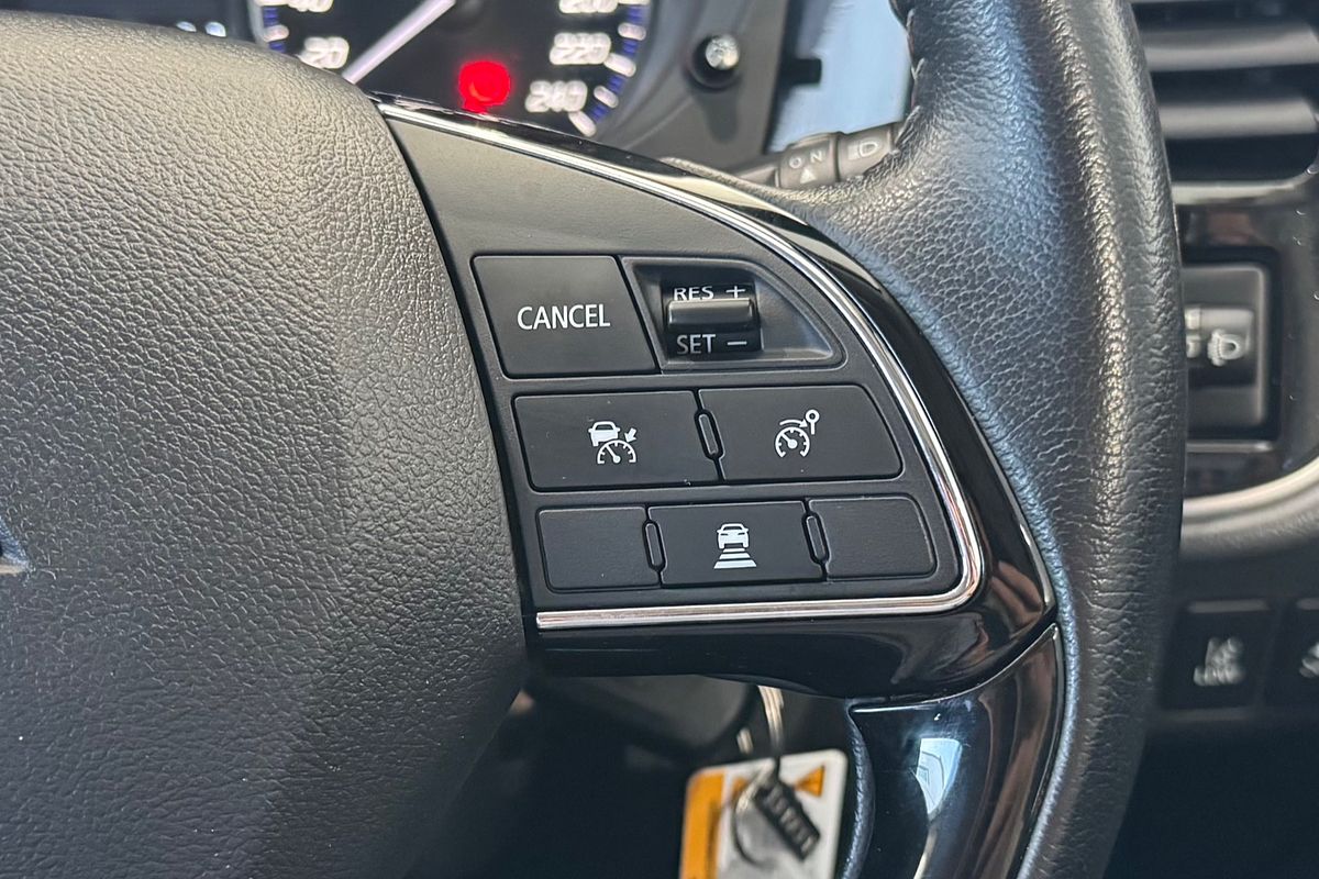 2020 Mitsubishi Outlander ES ZL