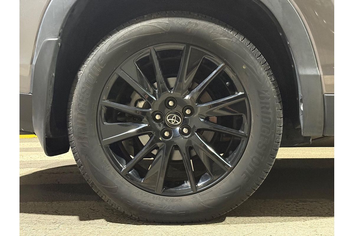 2019 Toyota Kluger Black Edition GSU55R