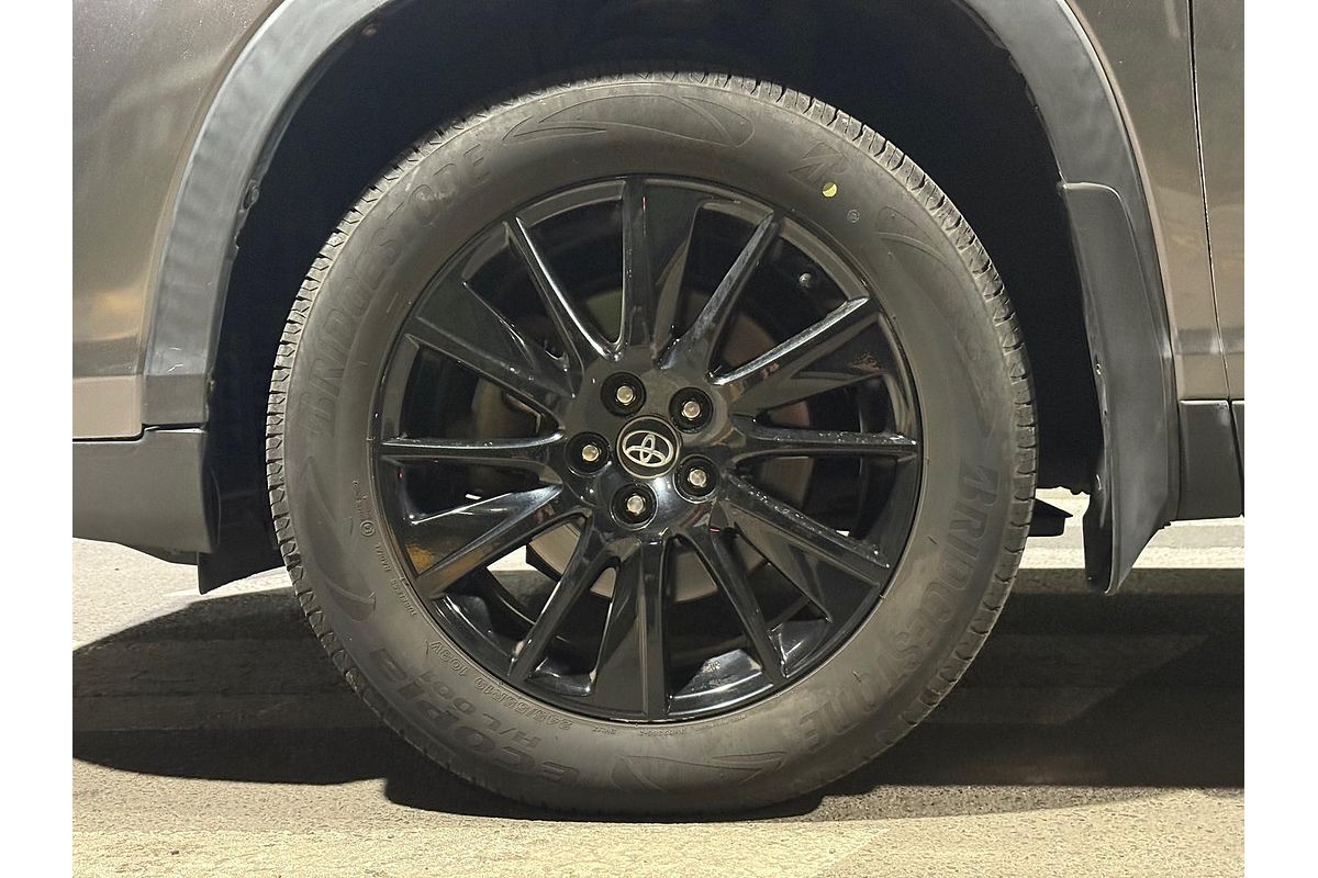2019 Toyota Kluger Black Edition GSU55R