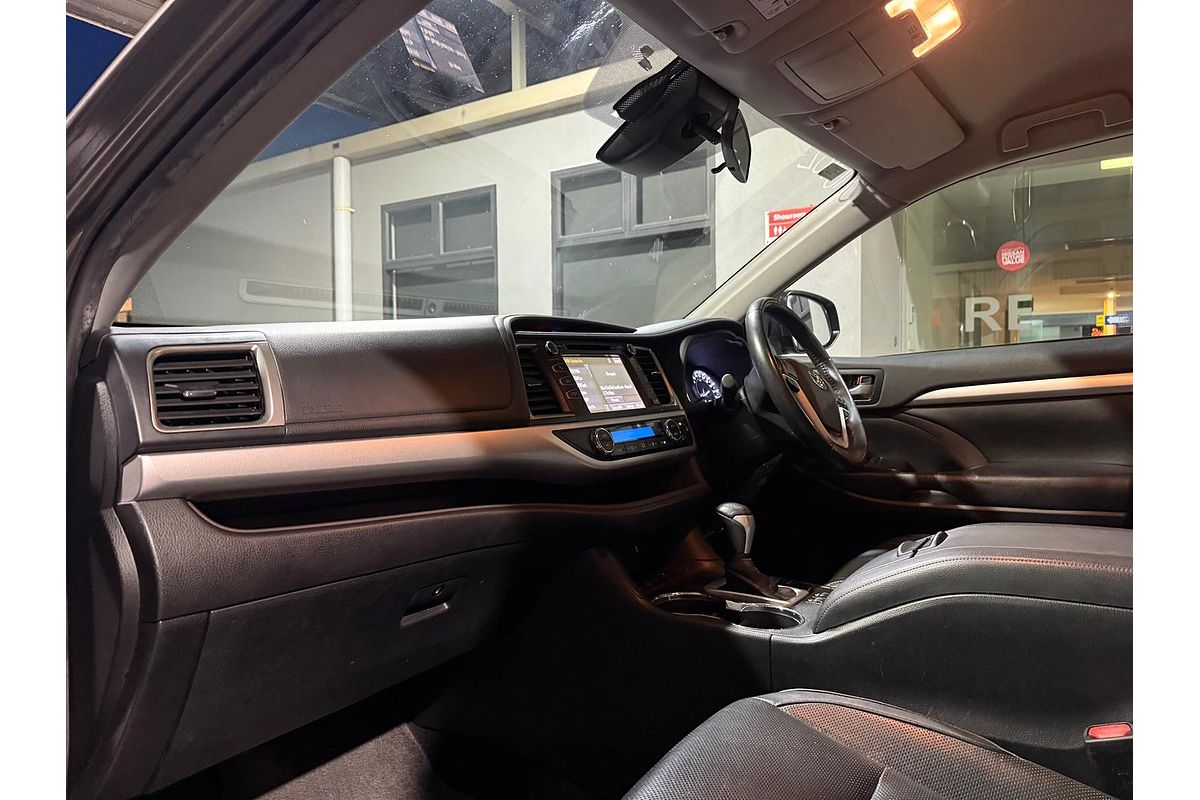2019 Toyota Kluger Black Edition GSU55R