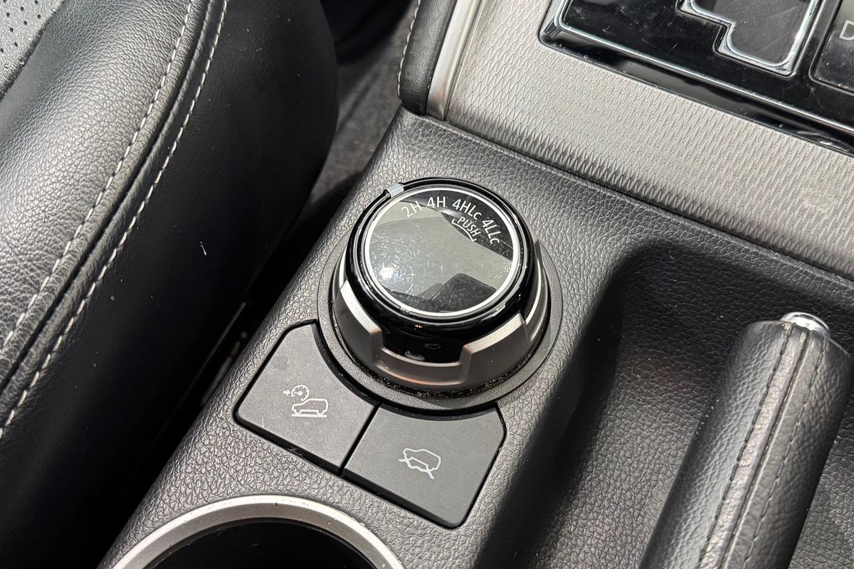2020 Mitsubishi Triton GLS MR 4X4