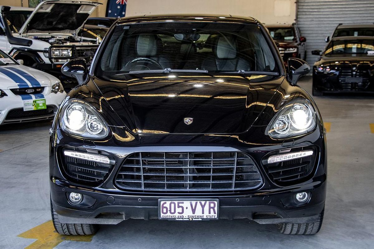 2010 Porsche Cayenne Turbo 9PA