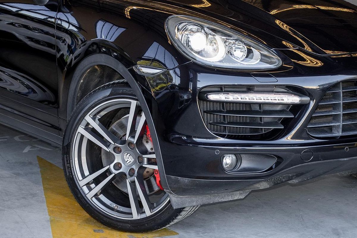 2010 Porsche Cayenne Turbo 9PA